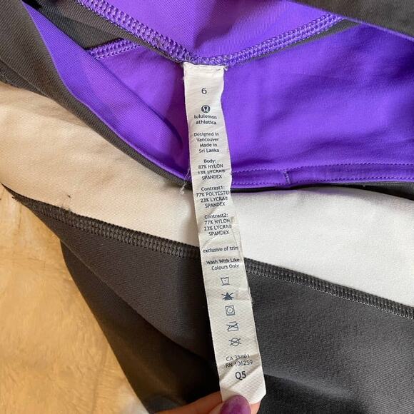LULULEMON Amped Crop Yoga Workout Pants Crapri Soot Light White Power Purple 6 - Picture 3 of 7